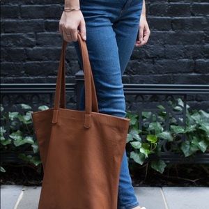 BAGGU Basic Leather Tote in Saddle